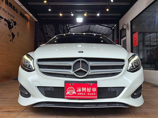 B180 I-KEY 6安 快撥 導航 倒車顯影 定速 電動椅 ABS 安全首選  第3張相片