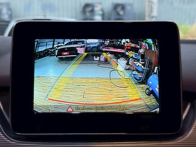 B180 I-KEY 6安 快撥 導航 倒車顯影 定速 電動椅 ABS 安全首選  第15張相片