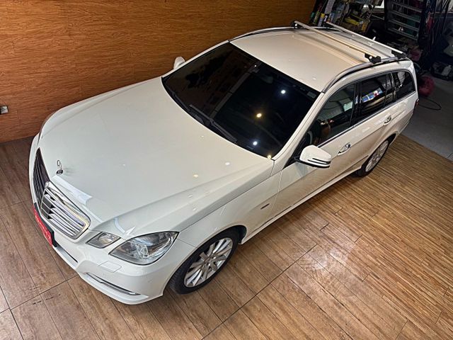 E300 4MATIC 旅行式 I-KEY 9安 摸門 電尾門 快撥 雙電動椅 恆溫 定速 循跡 盲點 ABS  第2張相片