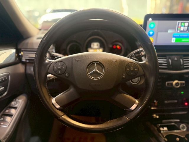 E300 4MATIC 旅行式 I-KEY 9安 摸門 電尾門 快撥 雙電動椅 恆溫 定速 循跡 盲點 ABS  第14張相片