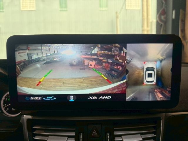 E300 4MATIC 旅行式 I-KEY 9安 摸門 電尾門 快撥 雙電動椅 恆溫 定速 循跡 盲點 ABS  第16張相片