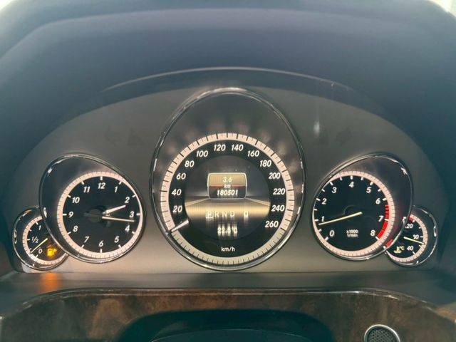 柴油E220 天窗 8安 電動尾門 導航 循跡 雙電動椅 環景 恆溫 定速 ABS  第14張相片