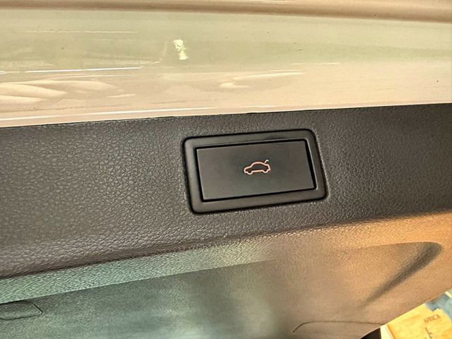 1.0豪華動能版 I-KEY 6安 摸門 電尾門 車道偏移 定速 恆溫 盲點 ABS  第8張相片