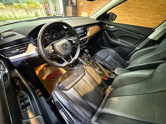 1.0豪華動能版 I-KEY 6安 摸門 電尾門 車道偏移 定速 恆溫 盲點 ABS  第11張相片