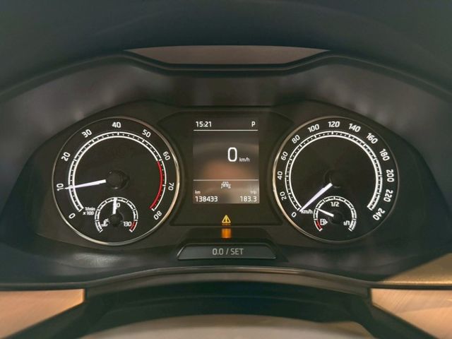 1.0豪華動能版 I-KEY 6安 摸門 電尾門 車道偏移 定速 恆溫 盲點 ABS  第15張相片