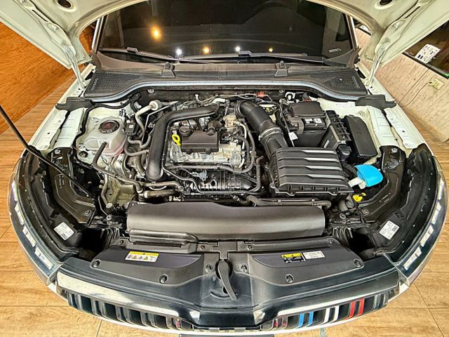 1.0豪華動能版 I-KEY 6安 摸門 電尾門 車道偏移 定速 恆溫 盲點 ABS  第20張相片