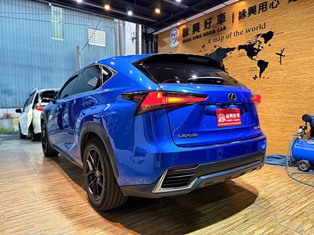 豪華版 I-KEY 天窗 摸門 9安 電尾門 快撥 ACC跟車 導航 循跡 雙電動椅 車道偏移 AP卡鉗 TOMEI避震  第5張相片