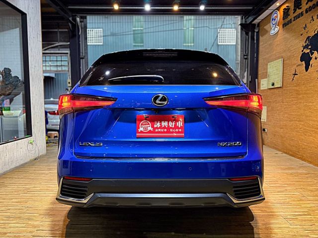 豪華版 I-KEY 天窗 摸門 9安 電尾門 快撥 ACC跟車 導航 循跡 雙電動椅 車道偏移 AP卡鉗 TOMEI避震  第6張相片