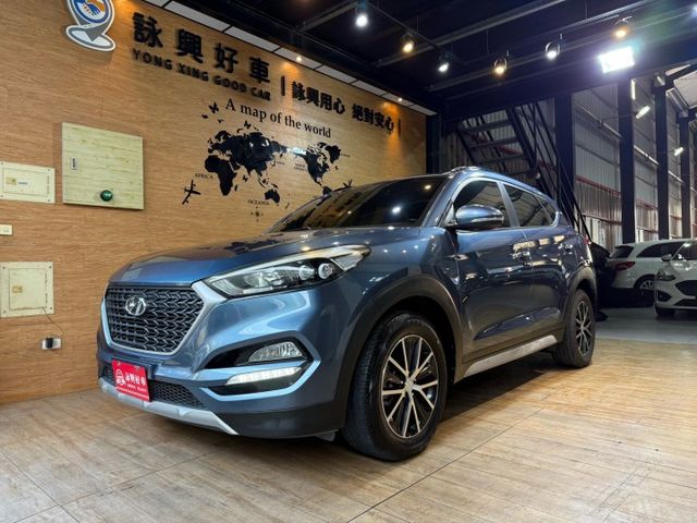 尊貴TURBO版 I-KEY 全景天窗 6安 循跡 電動椅 倒車顯影 定速 恆溫 ABS  第1張相片