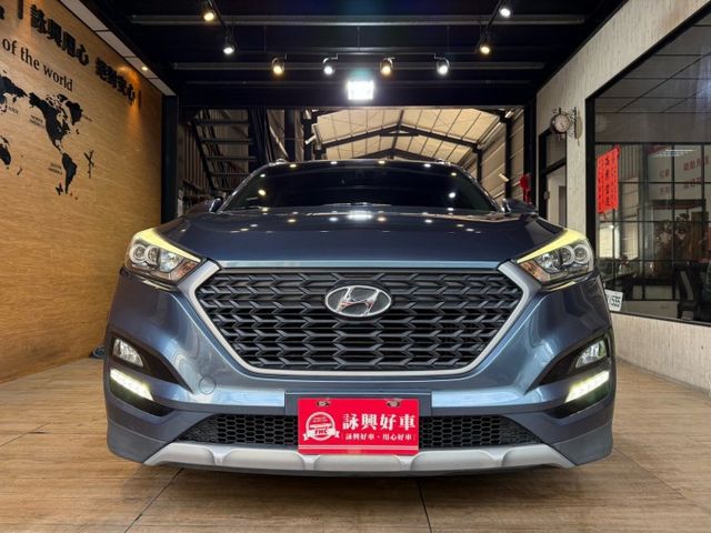 尊貴TURBO版 I-KEY 全景天窗 6安 循跡 電動椅 倒車顯影 定速 恆溫 ABS  第3張相片