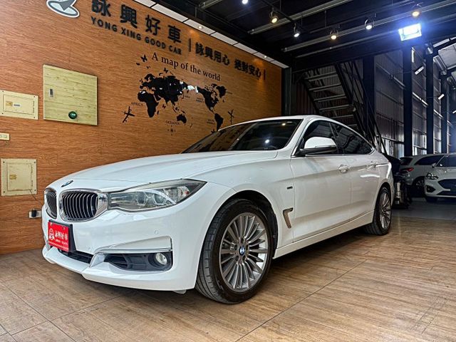 320GT Luxury版 全景天窗 IKEY 換檔快撥 定速 電動椅 電尾門  第1張相片