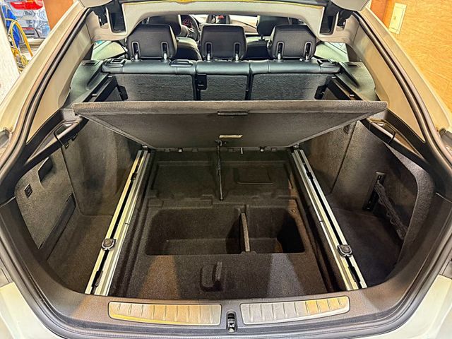 320GT Luxury版 全景天窗 IKEY 換檔快撥 定速 電動椅 電尾門  第6張相片