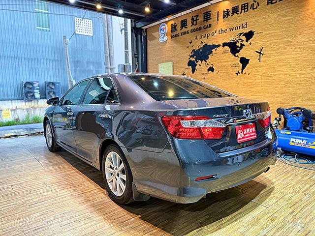 G版 里程22萬已更換大電池 I-KEY 雙安 摸門 循跡 電動椅 恆溫 倒車顯影 ABS  第3張相片