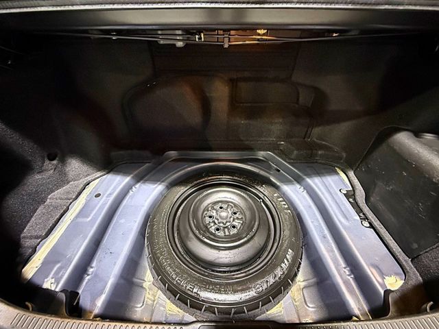 G版 里程22萬已更換大電池 I-KEY 雙安 摸門 循跡 電動椅 恆溫 倒車顯影 ABS  第6張相片