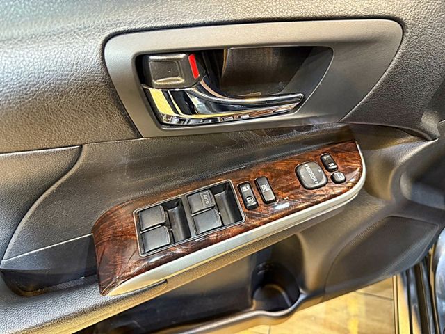 G版 里程22萬已更換大電池 I-KEY 雙安 摸門 循跡 電動椅 恆溫 倒車顯影 ABS  第19張相片