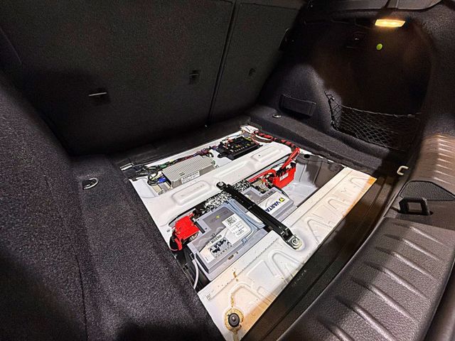 116I 6安 I-KEY 循跡 恆溫 多功能方向盤 ABS 安全首選  第8張相片