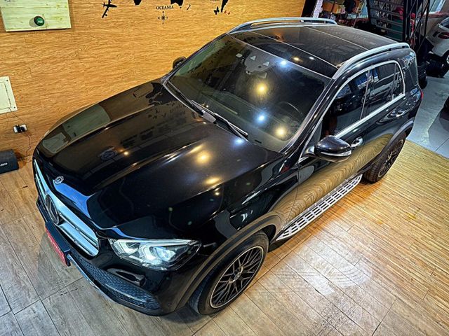 GLE450 4MATIC油電 7人座 全車犀牛皮I-KEY 摸門 電動椅 環景 液晶螢幕 導航 倒車顯影 新車390萬  第3張相片