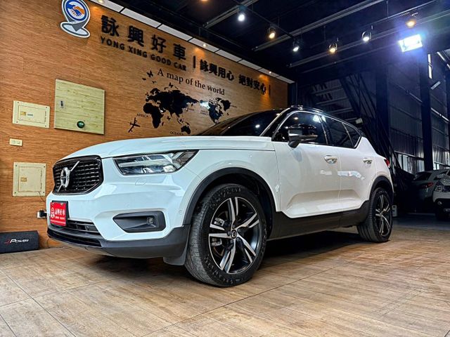 T5 R-Design I-KEY 全景天窗 9安 電尾門 快撥 導航  ACC跟車 車道偏移 環景 雙電動椅 盲點  第2張相片