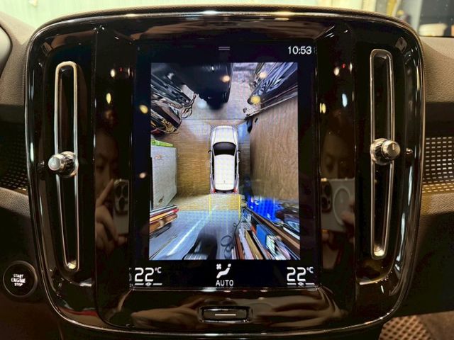 T5 R-Design I-KEY 全景天窗 9安 電尾門 快撥 導航  ACC跟車 車道偏移 環景 雙電動椅 盲點  第15張相片