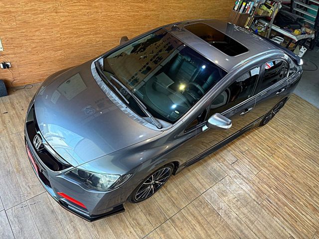 1.8 VTI-S  天窗 換檔快撥 定速 安卓機 導航 倒車顯影 恆溫  第3張相片