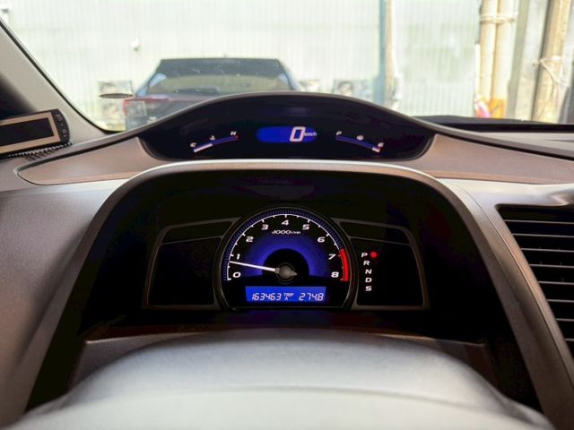 1.8 VTI-S  天窗 換檔快撥 定速 安卓機 導航 倒車顯影 恆溫  第17張相片