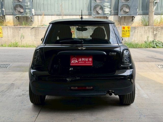 MINI ONE 1.6 經典時尚超吸睛 小巧可愛  第4張相片