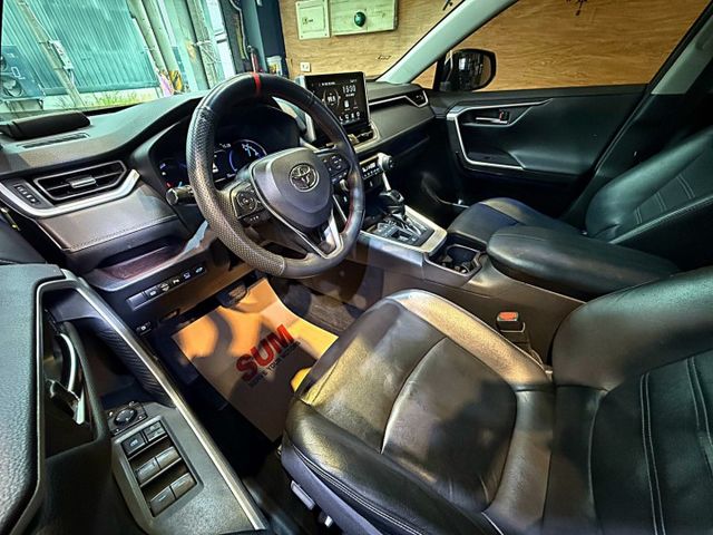 2.5油電旗艦 I-KEY 9安 電尾門 導航 ACC 環景 電動椅 車道偏移  第11張相片