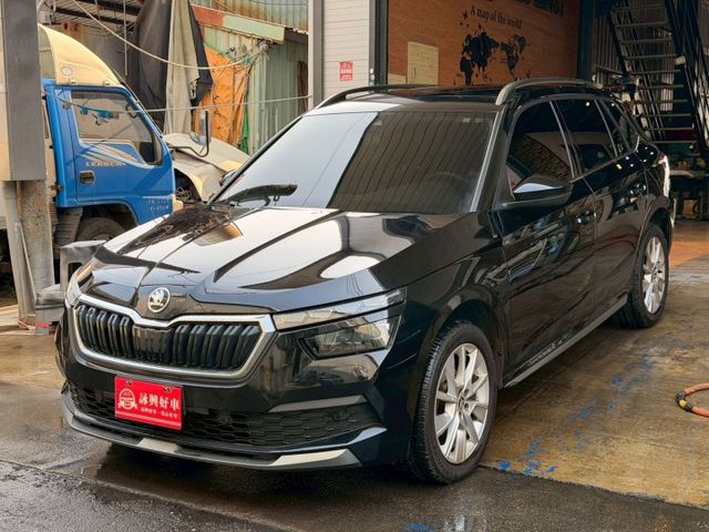 1.5TSI豪華菁英版 I-KEY 8安 電尾門 ACC 定速 盲點 ABS  第1張相片