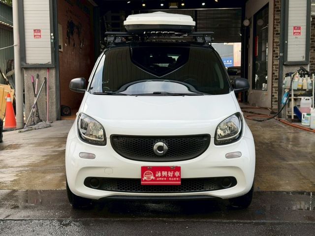 只跑9萬 52KW PURE 4安 多媒體影音 倒車顯影 定速 恆溫 ABS  第2張相片