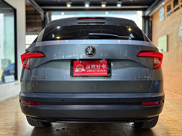 尊榮版 I-KEY 摸門 6安 電尾門 電動椅 循跡 車道偏移 定速 恆溫 盲點 ABS  第6張相片