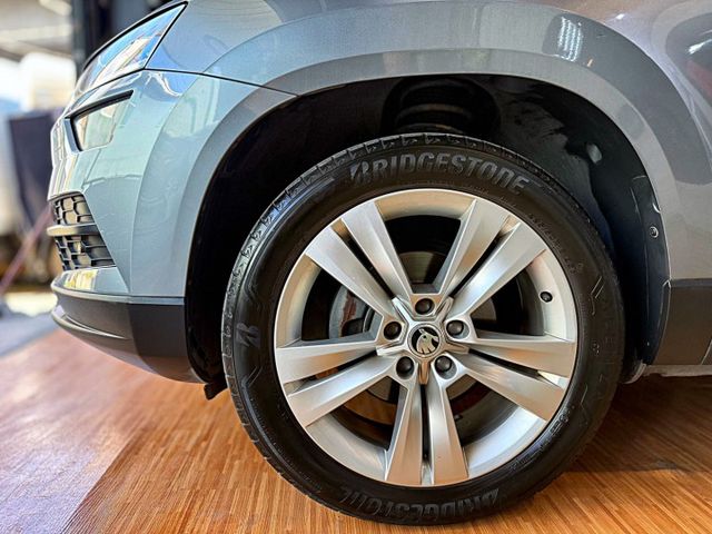 尊榮版 I-KEY 摸門 6安 電尾門 電動椅 循跡 車道偏移 定速 恆溫 盲點 ABS  第10張相片