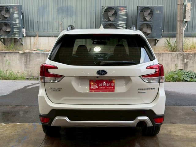 2.0i-S ES I-KEY 天窗 7安 電尾門 摸門 快撥 導航 ACC 車道偏移 雙電動椅 恆溫 定速 盲點ABS  第4張相片