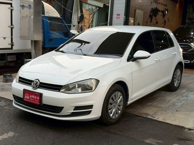 1.2 TSI TL 只跑8萬 電動後視鏡 歐系底盤 安全又穩固  第1張相片