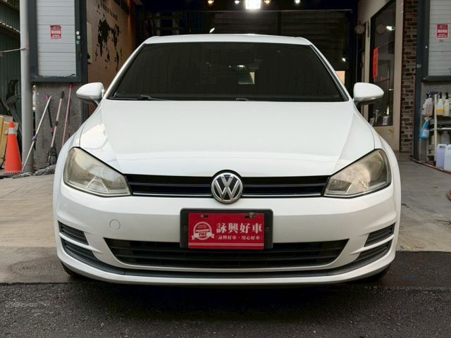 1.2 TSI TL 只跑8萬 電動後視鏡 歐系底盤 安全又穩固  第2張相片
