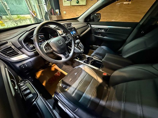 5.5代 VTI-S I-KEY 摸門 8安 電尾門 快撥 導航 ACC 車道偏移 定速 循跡 恆溫 ABS  第11張相片