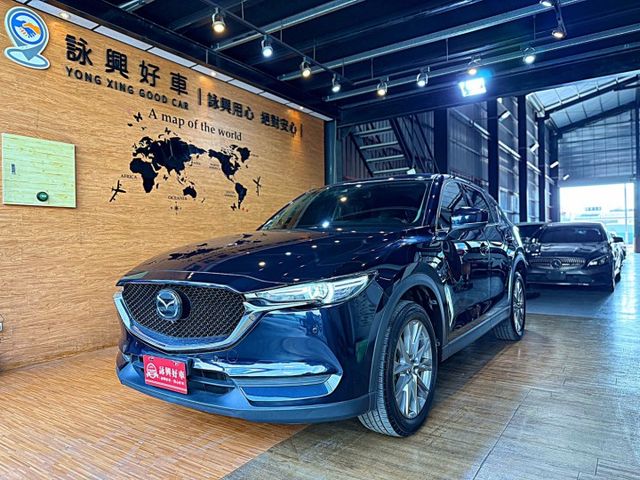 旗艦經典版 I-KEY 摸門 6安 電尾門 ACC 車道偏移 環景 雙電動椅 盲點 恆溫 定速 ABS  第1張相片