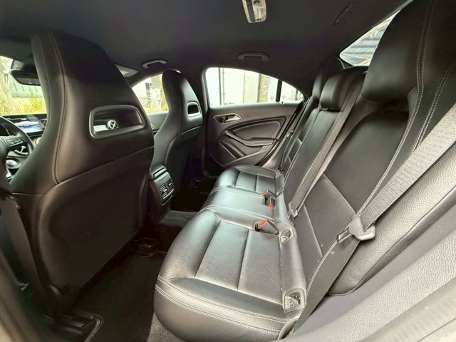 CLA200 I-KEY 快撥 電動椅 定速 恆溫 倒車顯影 多媒體影音 安全首選  第6張相片