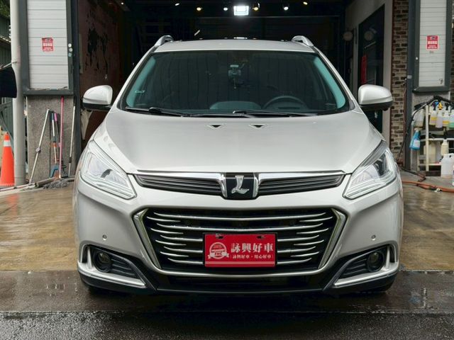 GT AR環景版 只跑3萬 天窗 I-KEY 摸門 6安 電尾門 快撥 導航 環景 定速 恆溫 循跡 ABS  第2張相片