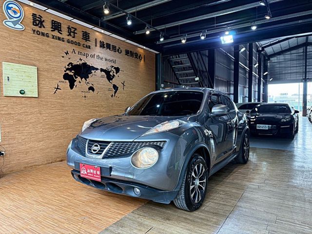 1.6自然進氣 只跑9萬  I-KEY 4安 摸門 導航 循跡 定速 恆溫 ABS  第1張相片