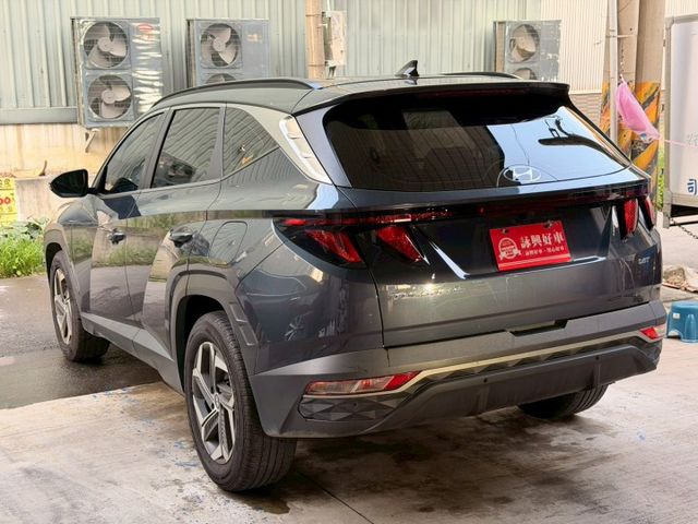 GLT-A I-KEY 6安 快撥 摸門 循跡 定速 ACC跟車 循跡 車道偏移 恆溫 盲點 ABS  第3張相片