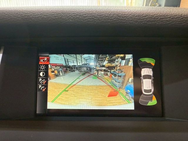 X DRIVER 28I I-KEY 8安電尾門 快撥 循跡 定速 雙電動椅 恆溫 ABS  第15張相片