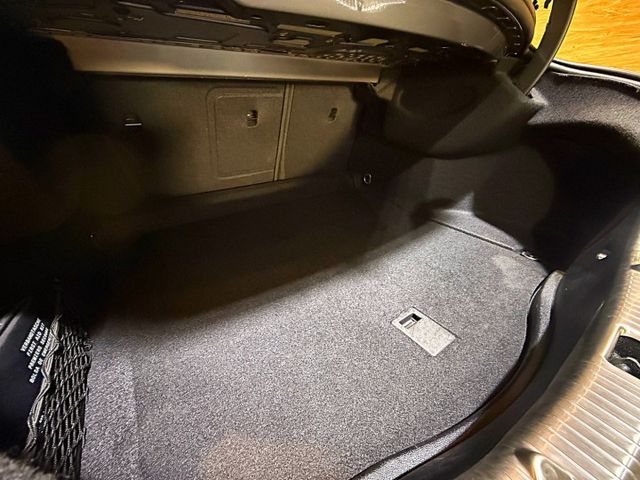 CLA200 I-KEY 快撥 電動椅 定速 恆溫 倒車顯影 多媒體影音 安全首選  第7張相片