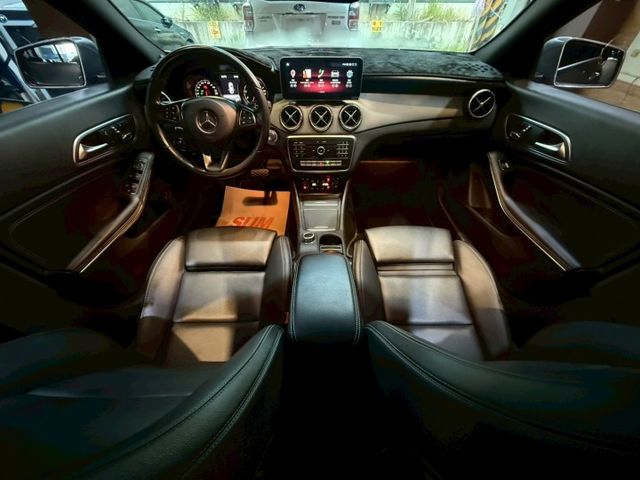 CLA200 I-KEY 快撥 電動椅 定速 恆溫 倒車顯影 多媒體影音 安全首選  第9張相片