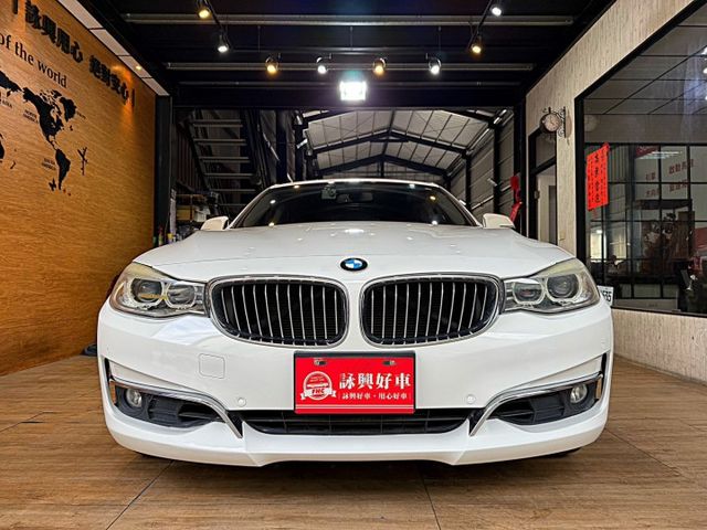 320GT Luxury版 全景天窗 IKEY 換檔快撥 定速 電動椅 電尾門  第3張相片