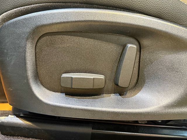 最高規格 P250I-KEY 12安 全景天窗 電尾門 ACC 雙電動椅 快撥 盲點 導航  第17張相片
