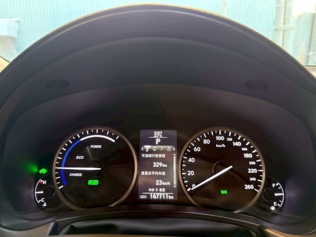 旗艦版 已更換大電池 I-KEY 摸門 天窗 9安 電尾門 導航 循跡 環景 4電動椅 恆溫 定速 盲點 ABS  第14張相片
