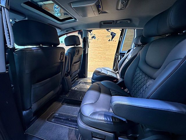 M7 TURBO旗艦型 只跑6萬 I-KEY 電動椅 360環景 電滑門 定速 JBL音響  第9張相片