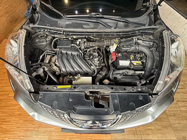1.6自然進氣 只跑9萬  I-KEY 4安 摸門 導航 循跡 定速 恆溫 ABS  第20張相片