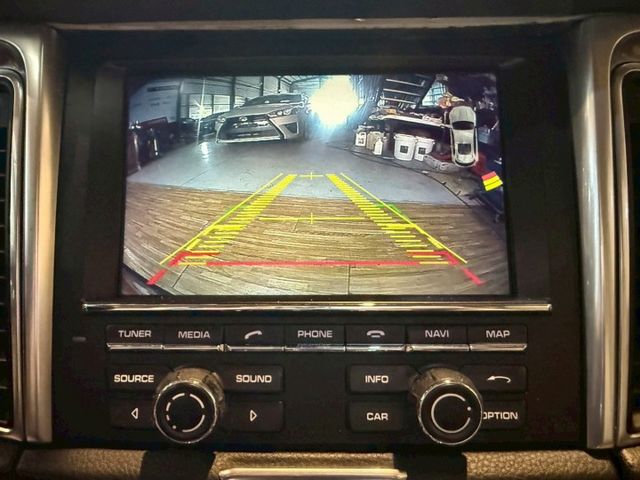 2.0 T 定速 電動尾門 快撥 倒車顯影 恆溫 循跡防滑 記憶電動椅 電折後視鏡  第16張相片