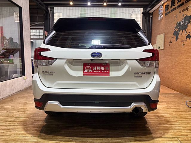 2.0i-S ES I-KEY 天窗 7安 電尾門 摸門 快撥 導航 ACC 車道偏移 雙電動椅 恆溫 定速 盲點ABS  第5張相片
